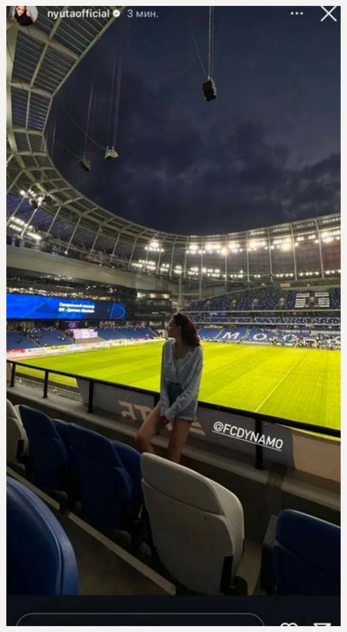 A blogger’s Stories from an evening home match